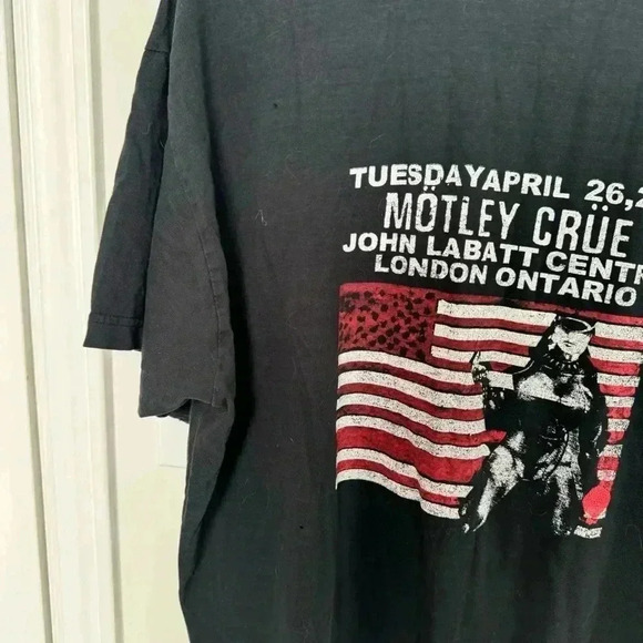 Motley crue 2005 y2k tour band tee XXL - Picture 6 of 6